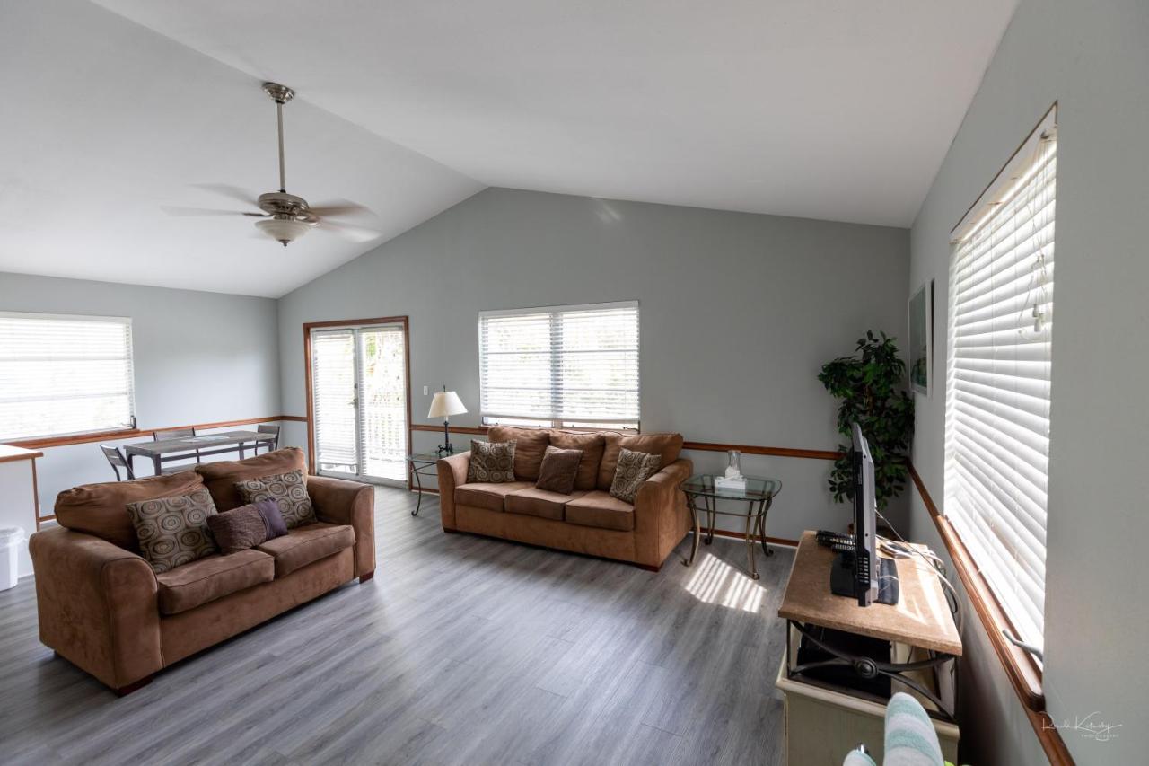 Village House By Beachside Management Сиеста Кий Екстериор снимка